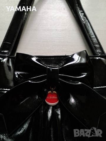 Valentino  Дамска  Чанта , снимка 2 - Чанти - 41671787