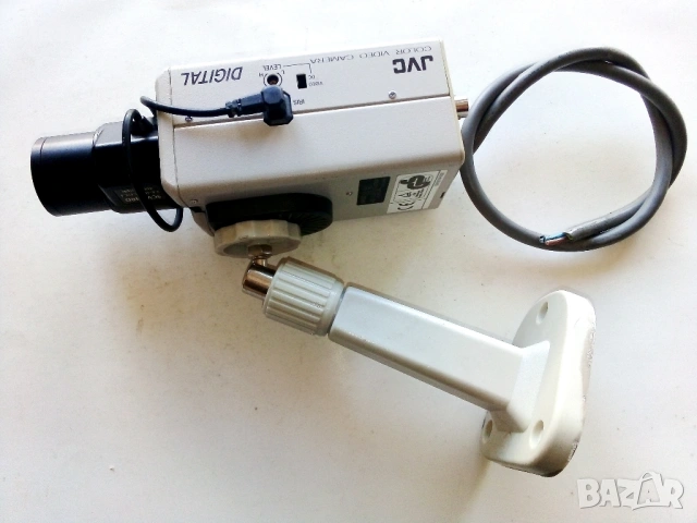 Употребявани  камери за видеонаблюдение със стойка захранване 220V, снимка 2 - Аналогови камери - 53453181