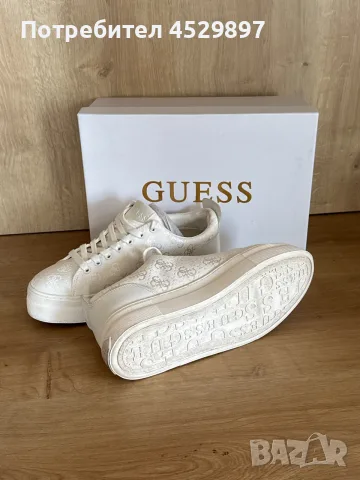 Дамски кецове Guess оригинални , снимка 3 - Кецове - 56331816
