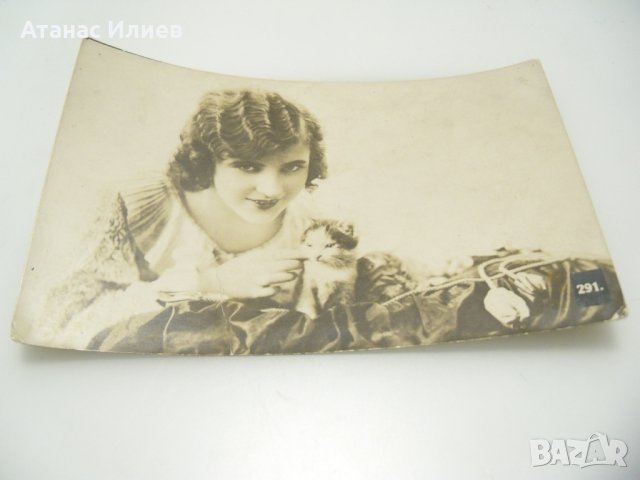 Момиче с котенца, стара романтична картичка, снимка 6 - Филателия - 44342879
