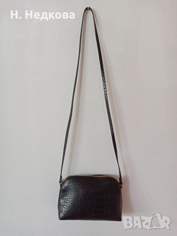 Малка черна чанта на H&M, снимка 2 - Чанти - 34235308