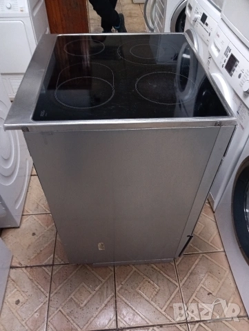 Иноксова свободно стояща печка с керамичен плот Бош Bosch с две години гаранция!, снимка 5 - Печки, фурни - 53568266