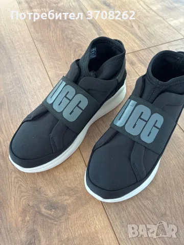 Продавам сникърс на марката UGG