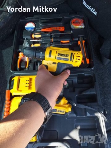 Винтоверт DeWALT 