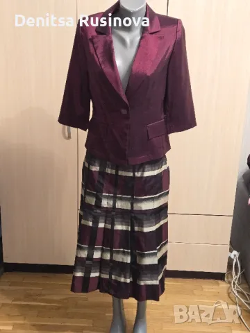 Елегантен дамски костюм TANI L