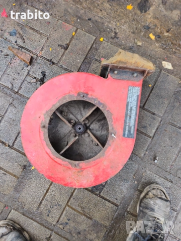 Турбина от бензинова смукачка за листа