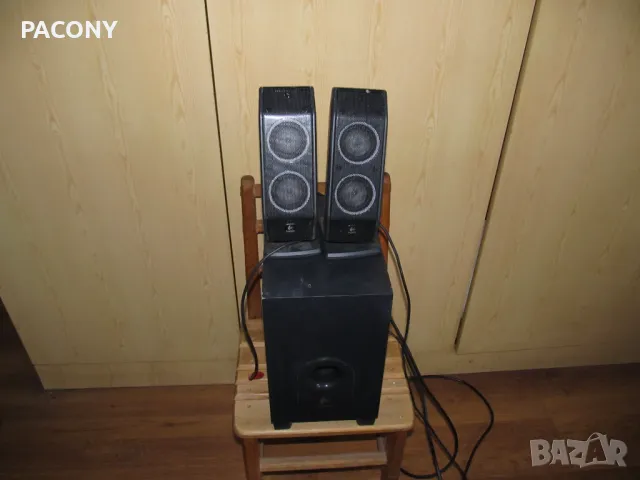 малък буфер с колонки LOGITECH - работещ