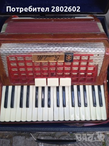 Продавам акордеон Скандали Scandalli, снимка 2 - Акордеони - 41145057