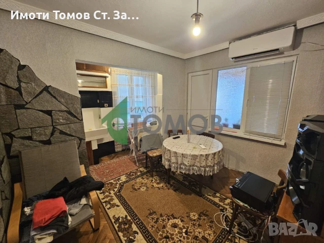 Двуетажна къща в кв. Възраждане, снимка 12 - Къщи - 51095073