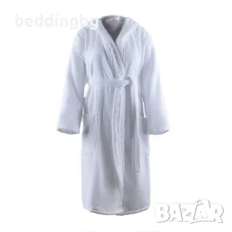 Луксозен халат за баня ИЗАБЕЛА с качулка – 100% микропамук, висока плътност, флорален кант