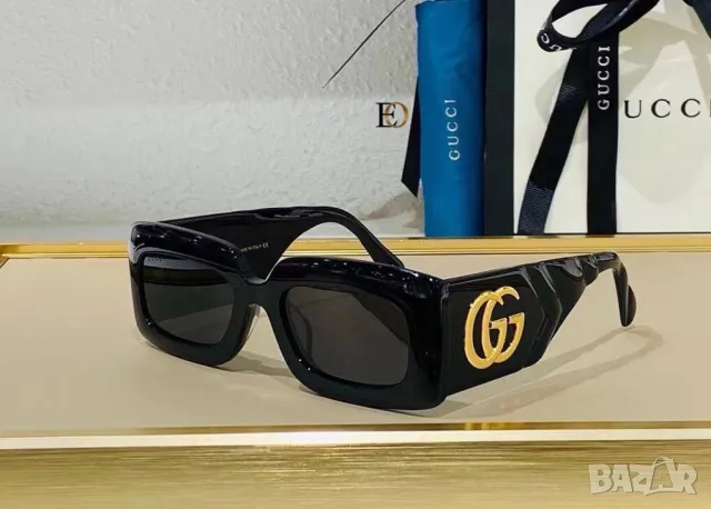 очила с калъф gucci, снимка 12 - Слънчеви и диоптрични очила - 50422137