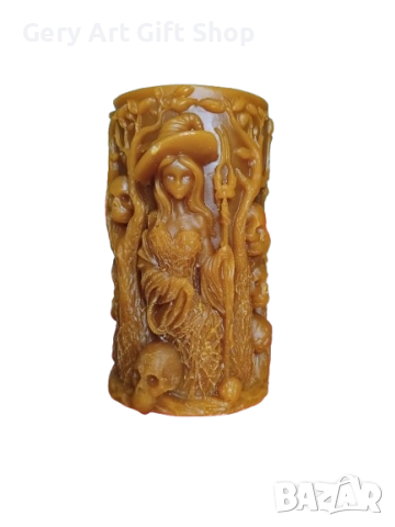 Восъчна свещ - "Магьосница"