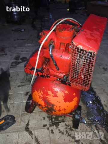 Компресор 25-9-25, снимка 2 - Градинска техника - 51838907