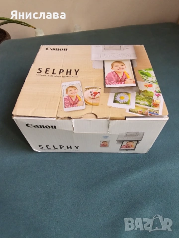 Мобилен принтер за снимки Canon SELPHY CP1300. 