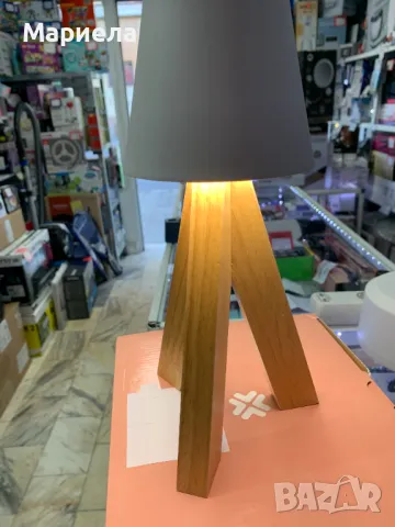 Акумулаторна Безжична Настолна Лампа с 10 цвята , Дизайнерска настолна лампа, снимка 13 - Лед осветление - 47350039