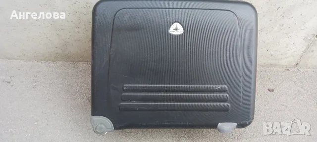 Голям куфар , снимка 6 - Куфари - 47589122