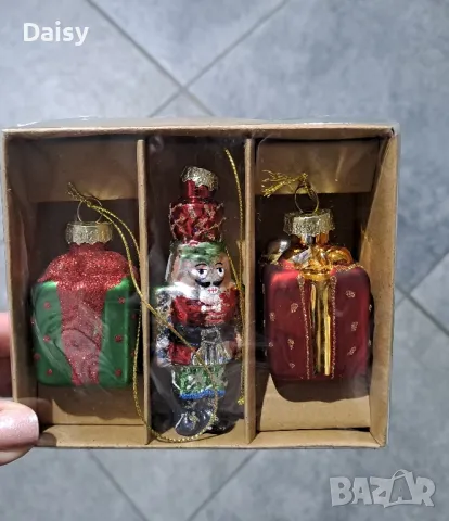 Коледни играчки от стъкло, снимка 13 - Декорация за дома - 48054165