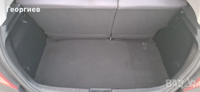 Hyundai i20 Classic 1.2i 78PS, снимка 14 - Автомобили и джипове - 52043457