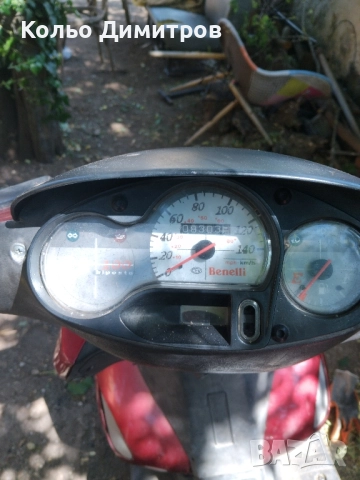 Скутер бенели 100 Кубика , снимка 3 - Мотоциклети и мототехника - 52012095