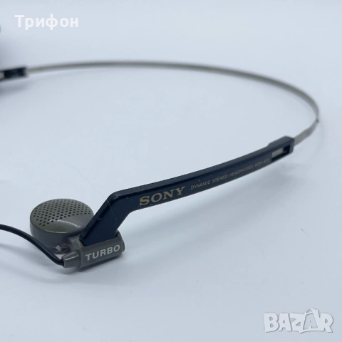 Sony Walkman B47 + слушалки Sony MDR-W10 Turbo, снимка 2 - Радиокасетофони, транзистори - 53212183