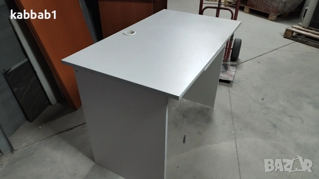 Бюро 103/60см  височина 75см цбя бял с чекмедже , снимка 3 - Бюра - 53831983