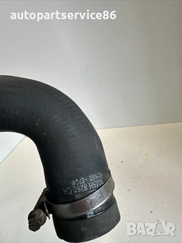 Водна тръба за Volvo C70 Convertible 2.0D (2008) 3M5H8260CH, снимка 2 - Части - 53833930