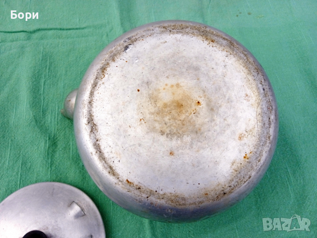 Стар алуминиев чайник, снимка 8 - Аксесоари за кухня - 36143954