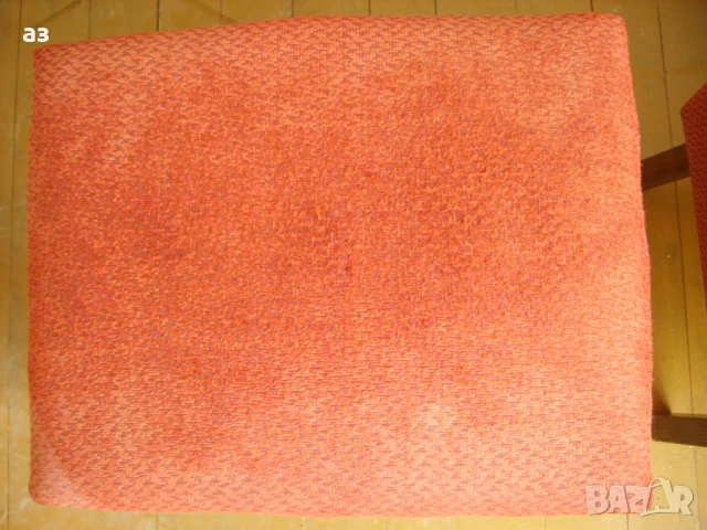 Табуретки, снимка 2 - Дивани и мека мебел - 50837191