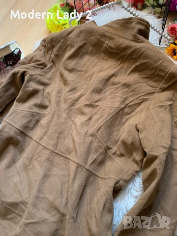 Вълнено палто, снимка 3 - Палта, манта - 50897823