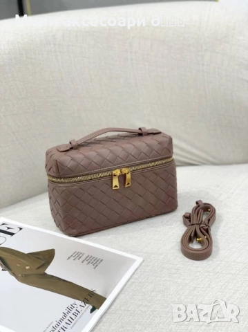 Bottega Veneta мини чанта, снимка 10 - Чанти - 53356891