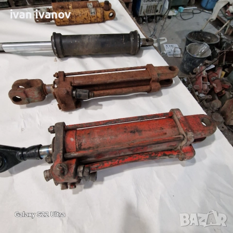 Хидравлични Бутилки за трактори, снимка 11 - Селскостопанска техника - 51573718