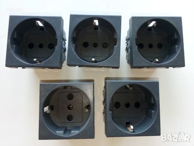 Модулни контакти,употребявани,изправни 5бр.