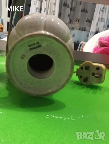 Нощна лампа, снимка 3 - Настолни лампи - 53032860