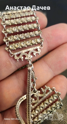 Стари Сребърни гривни