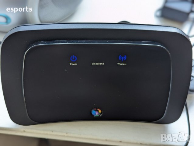 Безжичен рутер BT Home Hub 3.0 300 Mbps 10/100 Wireless N Router (BTHOMEHUB3.0), снимка 2 - Рутери - 41730163