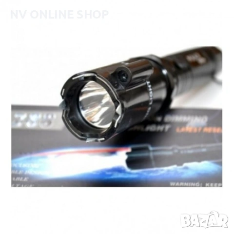 Фенер с лазер и електрошок Мощен 9000000-волтов лазерен + светкавичен зашеметяващ звук, снимка 4 - Други стоки за дома - 53180669
