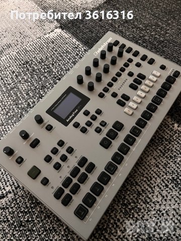 Elektron Analog Four mk2, снимка 3 - Синтезатори - 44373977