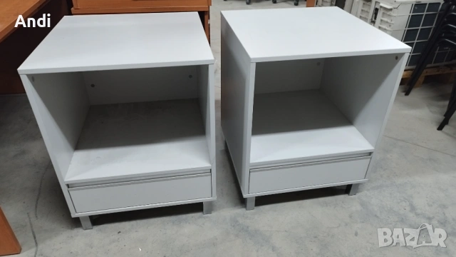 Офис шкаф с чекмедже и рафт за техника или материали 60/60/76см