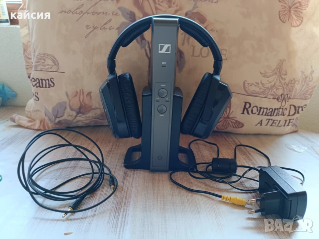 Слушалки Sennheiser HDR 175, снимка 2 - Слушалки и портативни колонки - 51089561
