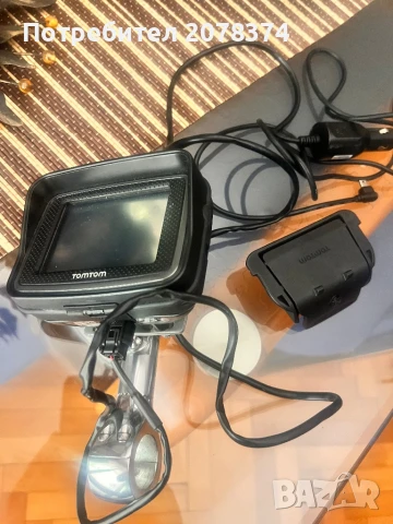 TomTom тъч скрийн Bluetooth Навигация за Мотор Мотоциклет , снимка 3 - Аксесоари и консумативи - 50845307