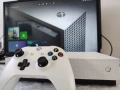 Xbox One S 1TB All Digital Edition, безжичен контролер, захранващ и HDMI кабел, снимка 2