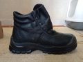 Работни обувки високи размер 42 НОВИ, снимка 2