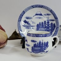 Колекционерски порцеланови чаши за кафе Artil Bone China, произведени в Румъния., снимка 6 - Чаши - 40892501