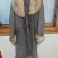 Продавам дамско кожено палто , снимка 1 - Палта, манта - 42071343