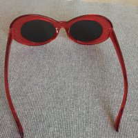 Нови Дамски Слънчеви Очила Червени Черни Прозрачни Кръгли Ретро Модел Модерни , снимка 18 - Слънчеви и диоптрични очила - 44448902