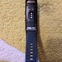 Samsung Gear Fit 2 pro, снимка 5 - Смарт гривни - 44337763