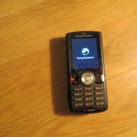 телефон с копчета SONY ERICSSON W810i - 2006 г. - работещ.