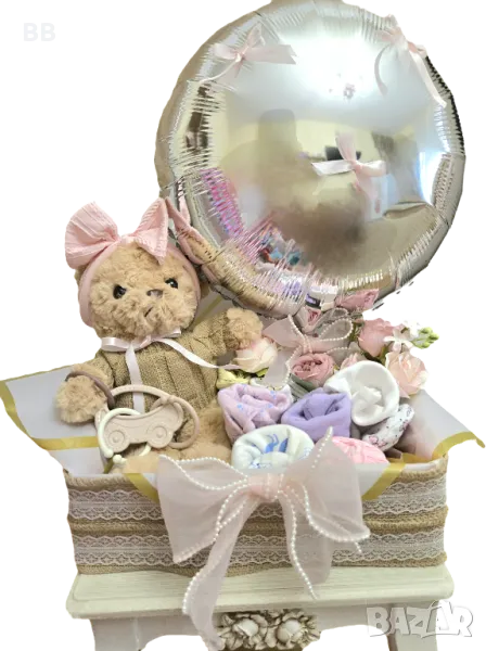 Кутия подарък за бебе с дрешки мече цветя , снимка 1
