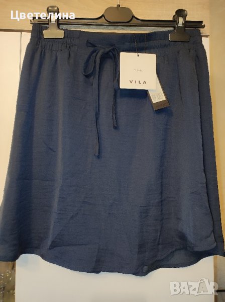 Дамска къса пола в тъмно син цвят M размер Vila clothes цена 25 лв. + подарък обеци, снимка 1