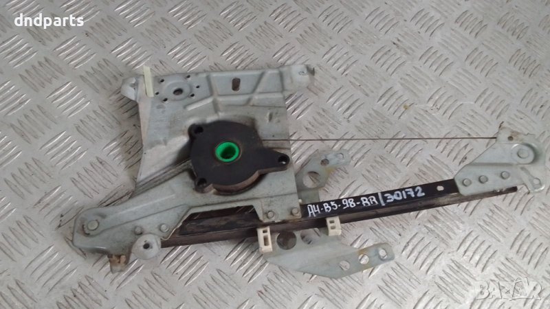 Стъклоповдигач Audi A4 B5 1998г.(заден десен)	, снимка 1